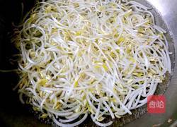 凉拌豆芽的做法图解2