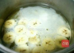 香蕉小米粥的做法图解3