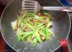 西芹炒肉的做法图解8
