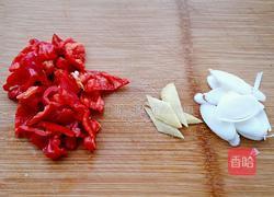 秋葵炒肉的做法图解2