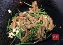 干煸花菜的做法图解5