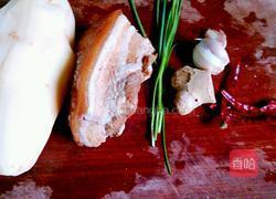 土豆回锅肉的做法图解1