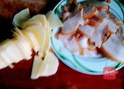 土豆回锅肉的做法图解2