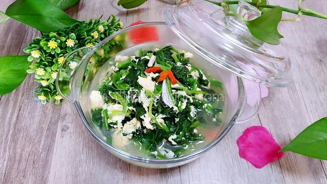 菠菜鸡蛋汤