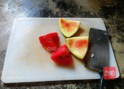 榨西瓜汁的做法图解3