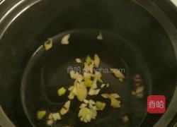 西红柿鸡蛋汤面的做法图解3