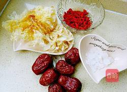 雪耳糖水#年夜饭甜品的做法图解1