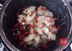 山药红枣猪蹄汤的做法图解3