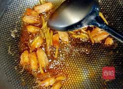 虾焖萝卜的做法图解1