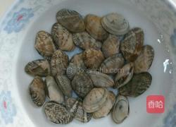 蛤蜊蒸蛋的做法图解1