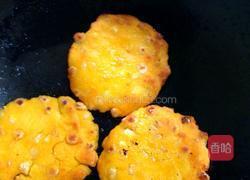 香煎玉米饼的做法图解7