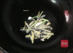 姜葱炒蛏子的做法图解4