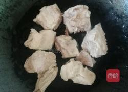 排骨玉米海带汤的做法图解2