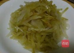 榨菜炒肉丝的做法图解5