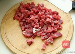 土豆牛肉胡萝卜蒸饭的做法图解4