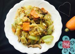 素炒圆白菜～的做法图解6