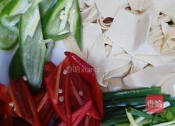 豆皮炒肉的做法图解2