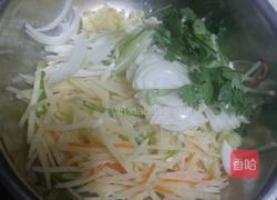 炝拌土豆洋葱丝的做法图解6