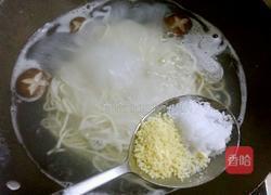 香菇虾仁面的做法图解10