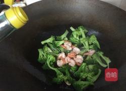 西兰花炒虾球的做法图解10