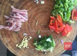 白菜粉条肉的做法图解1