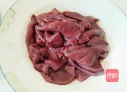 洋葱炒猪肝的做法图解2