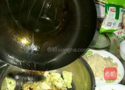 炝拌洋白菜的做法图解3