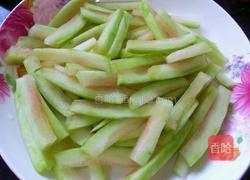 炒西瓜皮的做法图解5