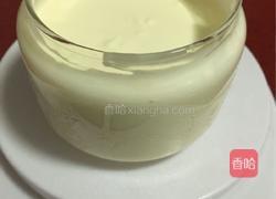 自制酸奶油的做法图解2