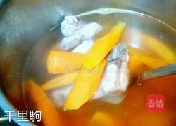 胡萝卜排骨汤的做法图解4