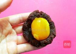 广式豆沙蛋黄月饼的做法图解9