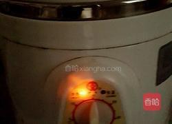 桂圆莲子红豆粥的做法图解3