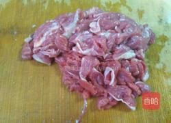 葱烧牛肉的做法图解1