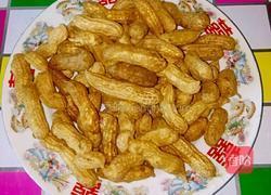 水煮花生的做法图解1