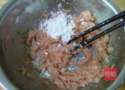 菠菜蘑菇汆丸子汤的做法图解4