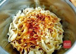 陕西油泼面的做法图解7