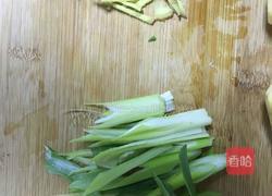 辣椒土豆片的做法图解1