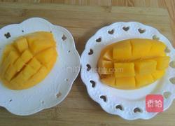 芒果沙冰的做法图解1