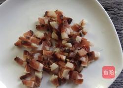 腊肉糯米饭的做法图解1