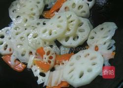 素炒莲藕胡萝卜片的做法图解6