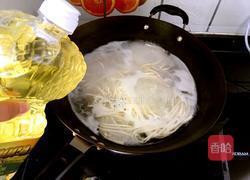 鸡汁凉拌面的做法图解2