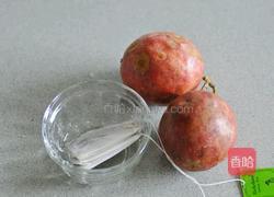 蜂蜜水果茶的做法图解1