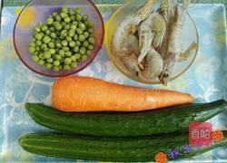 虾仁小炒翠竹报春的做法图解1