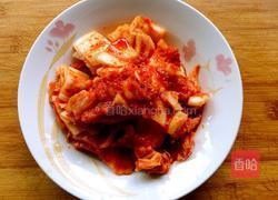 辣白菜炒五花肉的做法图解1