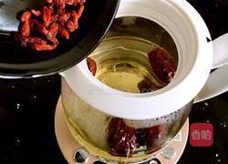 红枣枸杞茶的做法图解4