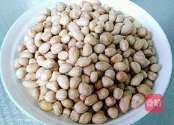 五香花生米的做法图解1