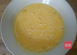 青椒鸡蛋的做法图解1