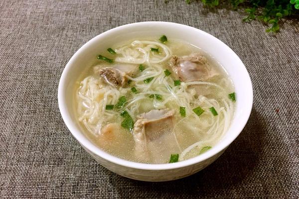 金针菇排骨的精选做法