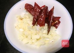 素炒油麦菜的做法图解3