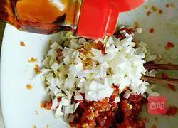 Illustration of how to make meatloaf 4